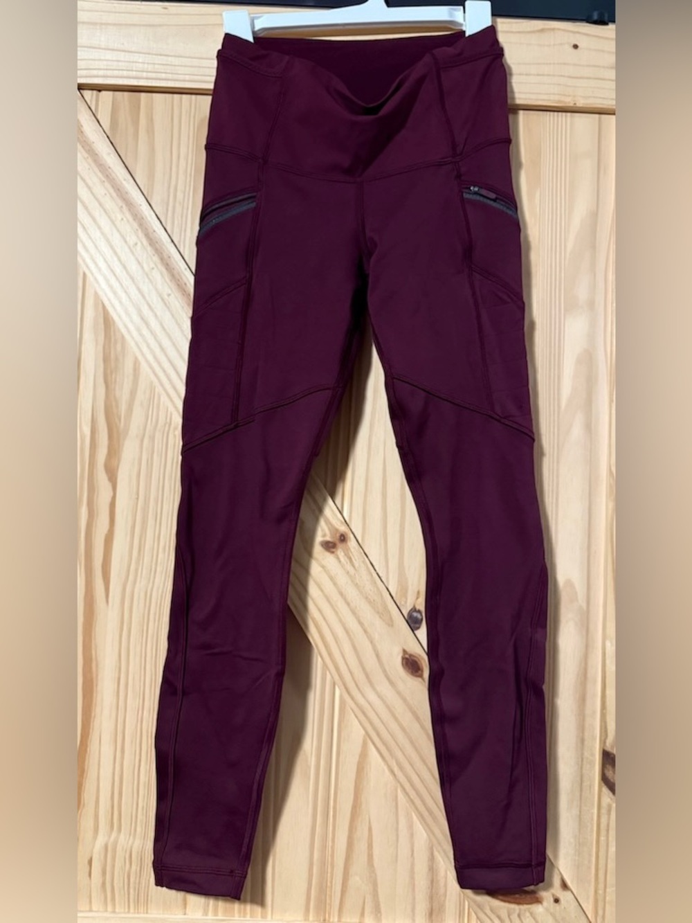 Lululemon Athletica Women's Plum High-Rise Leggings with Zip Pockets